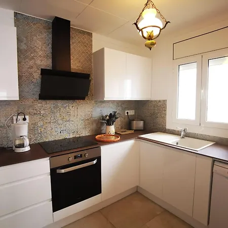 Appartement Joan Margarit 2-b -vista Excepcional Del Mediterraneo Con Piscina Comunitaria. - Es-228-159 Roses